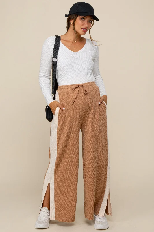 BootcutCamel Contrast Stripe Side Slit Maternity Pants