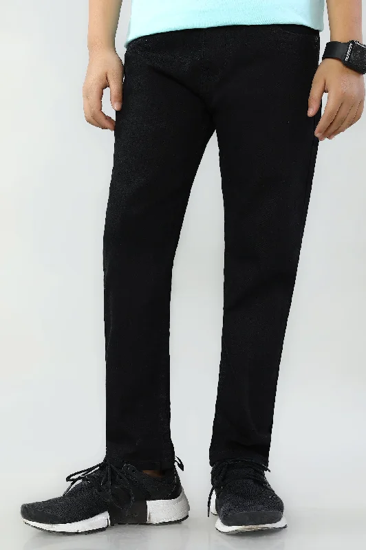 Denim with sweaterBlack Slim Fit Denim Jeans