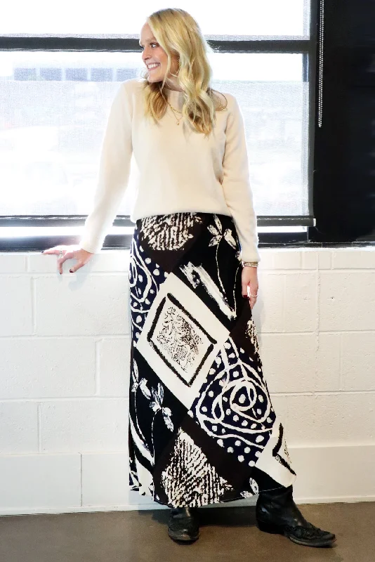 Statement ShirtsPull On Slim Skirt Asian Abstract Print