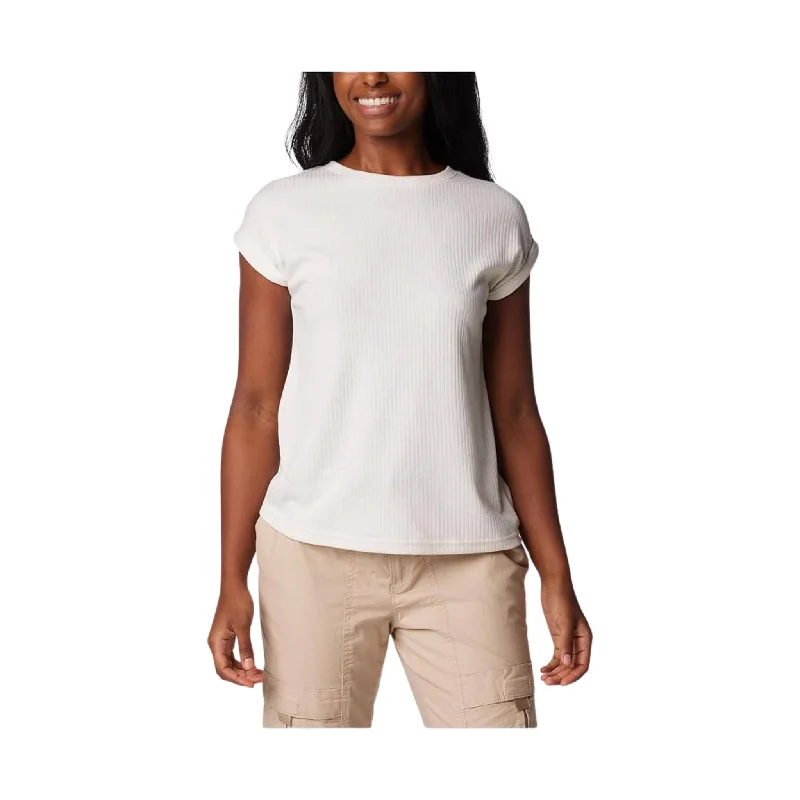 Columbia Women's Crystal Pine Tee - Chalk - ONLINE STORE CREDIT/EXCHANGE ONLYRunning T-Shirts